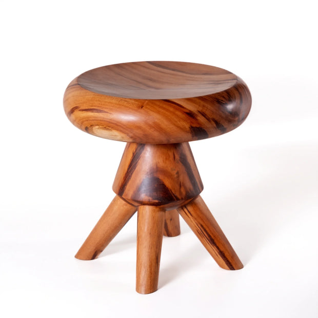 Carcará Stool - Muiracatiara