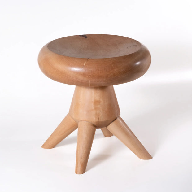 Carcará Stool - Piquiá