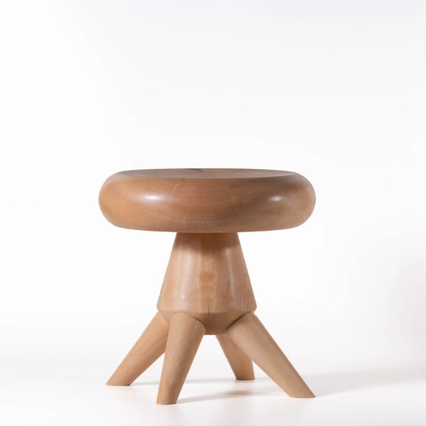 Carcará Stool - Piquiá