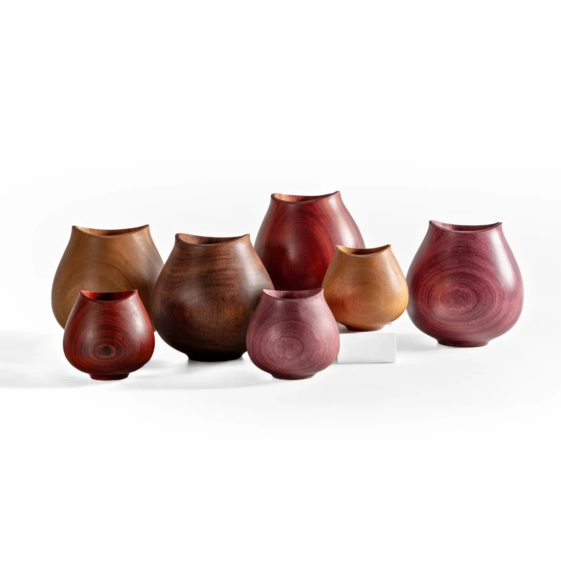 Tulipa Vase - Sucupira Preta